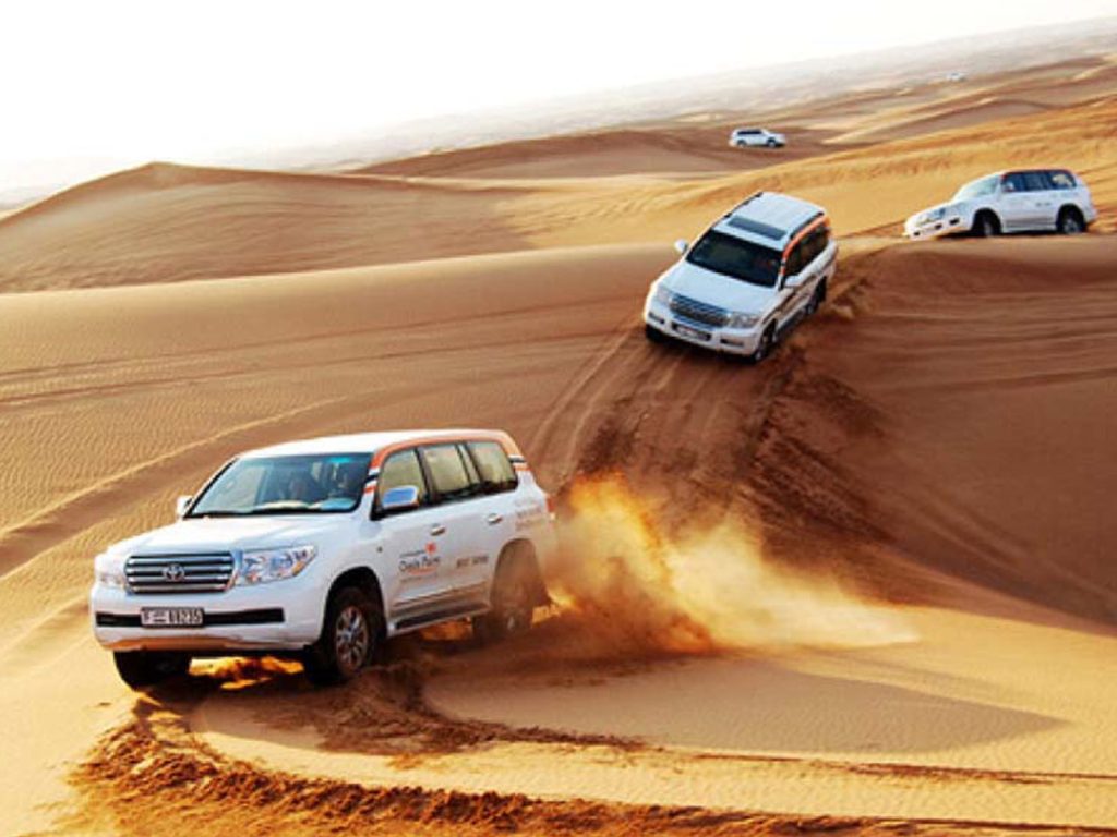 سافاری در کویرهای ایران: بهترین تورها و نکات ایمنی